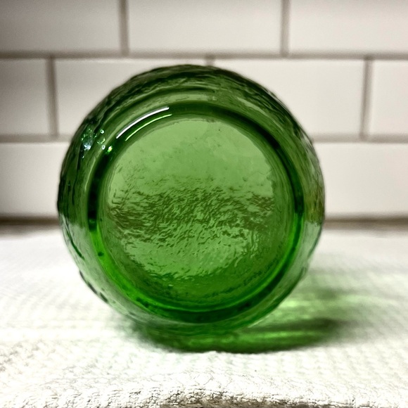 Vtg Green Glass Flower Water Vase Embossed Leaves - Picture 3 of 7